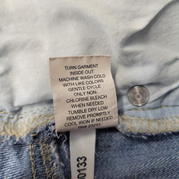 Soho Shorts Womens 10 Blue Denim Distressed Thrashed Raw Hem Ripped - Picture 9 of 11